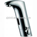 Luxury Brass Wash Basin Mixer, Hot &amp; Cold Water Automatic Faucet, Chrome Finishing and Deck Mounted