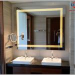 Hotel Bathroom Fog Free Mirror With Demister-illuminated Mirror