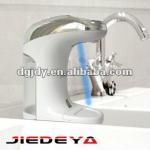 2013 Fashionable liquid sensor soap dispenser for bathroom&amp;kitchen-JDY-SP01