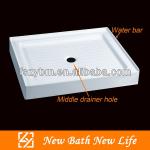 shower tray with middle drainage