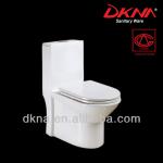 high quality and saving water ceramic toilet