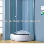 Shower enclosure with aluminium profile