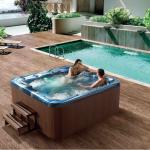 Outdoor spa/hot tub/6 persons