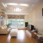 Rental bright and nice design apartment in Tay Ho area, 02 bedrooms