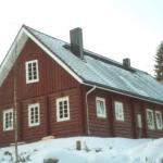 Construction of Hand Crafted Scandinavian Log Houses