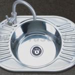 Stainless steel kitchen sink with single round bowl