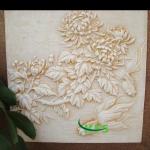 Garden wall chrysanthemum and fish relief sculpture